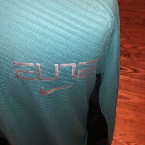 Nike Dri fit‎ Men’s Size Medium Blue Graphic NIKE ELITE  T- Shirt
